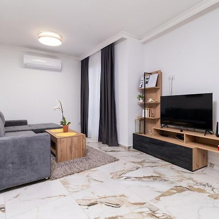 Modern 1-Bedroom Apartments Plovdiv Buitenkant foto