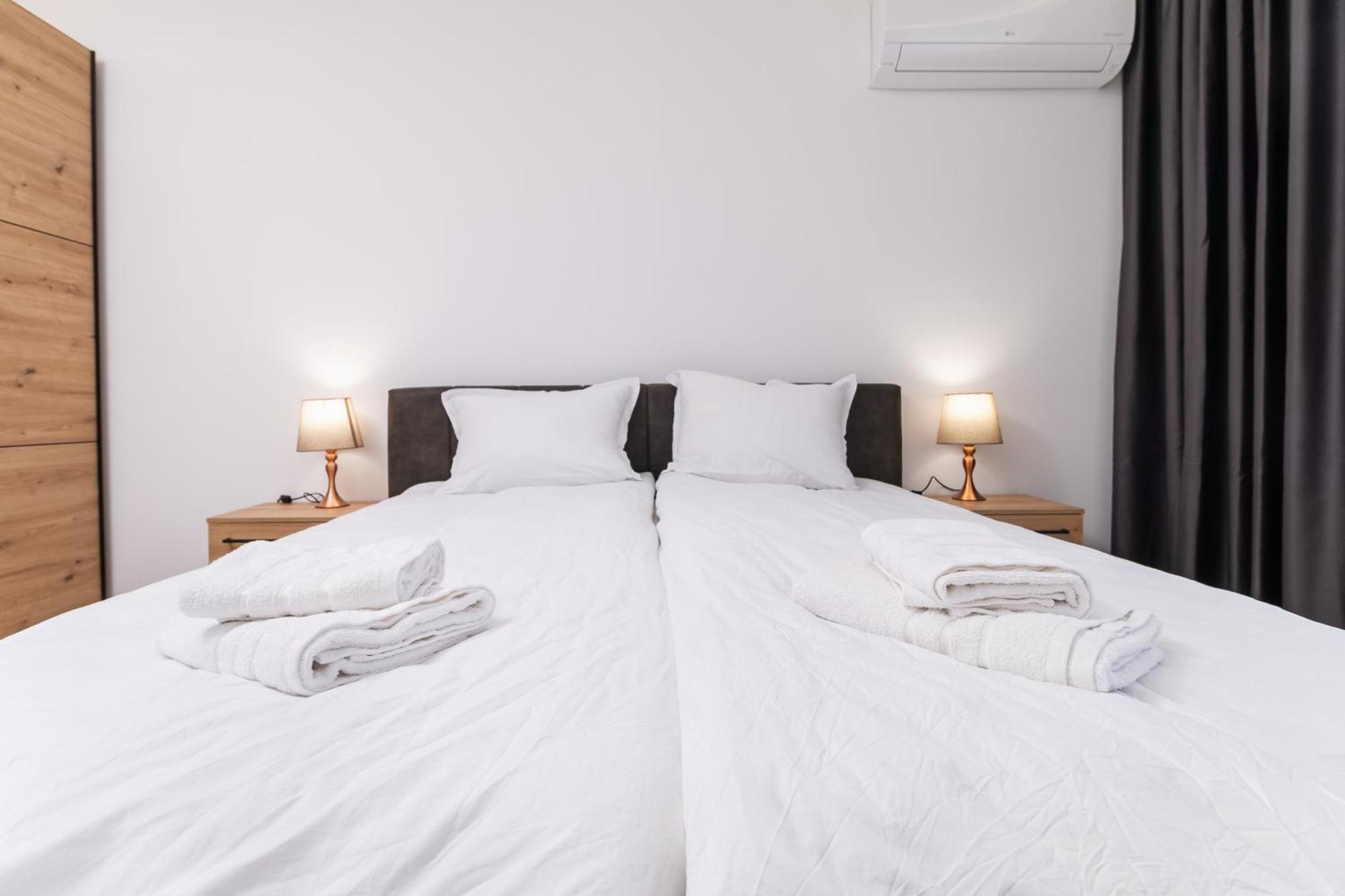 Modern 1-Bedroom Apartments Plovdiv Buitenkant foto