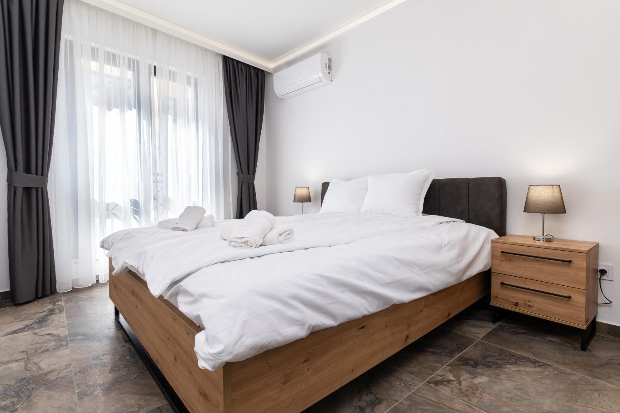Modern 1-Bedroom Apartments Plovdiv Buitenkant foto