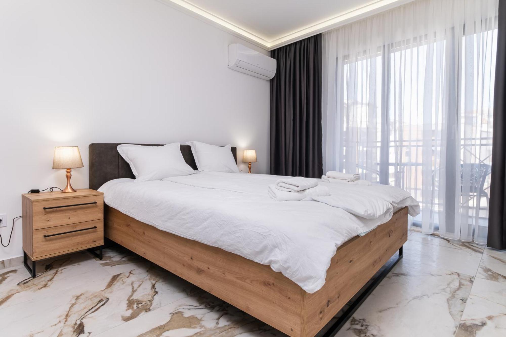 Modern 1-Bedroom Apartments Plovdiv Buitenkant foto