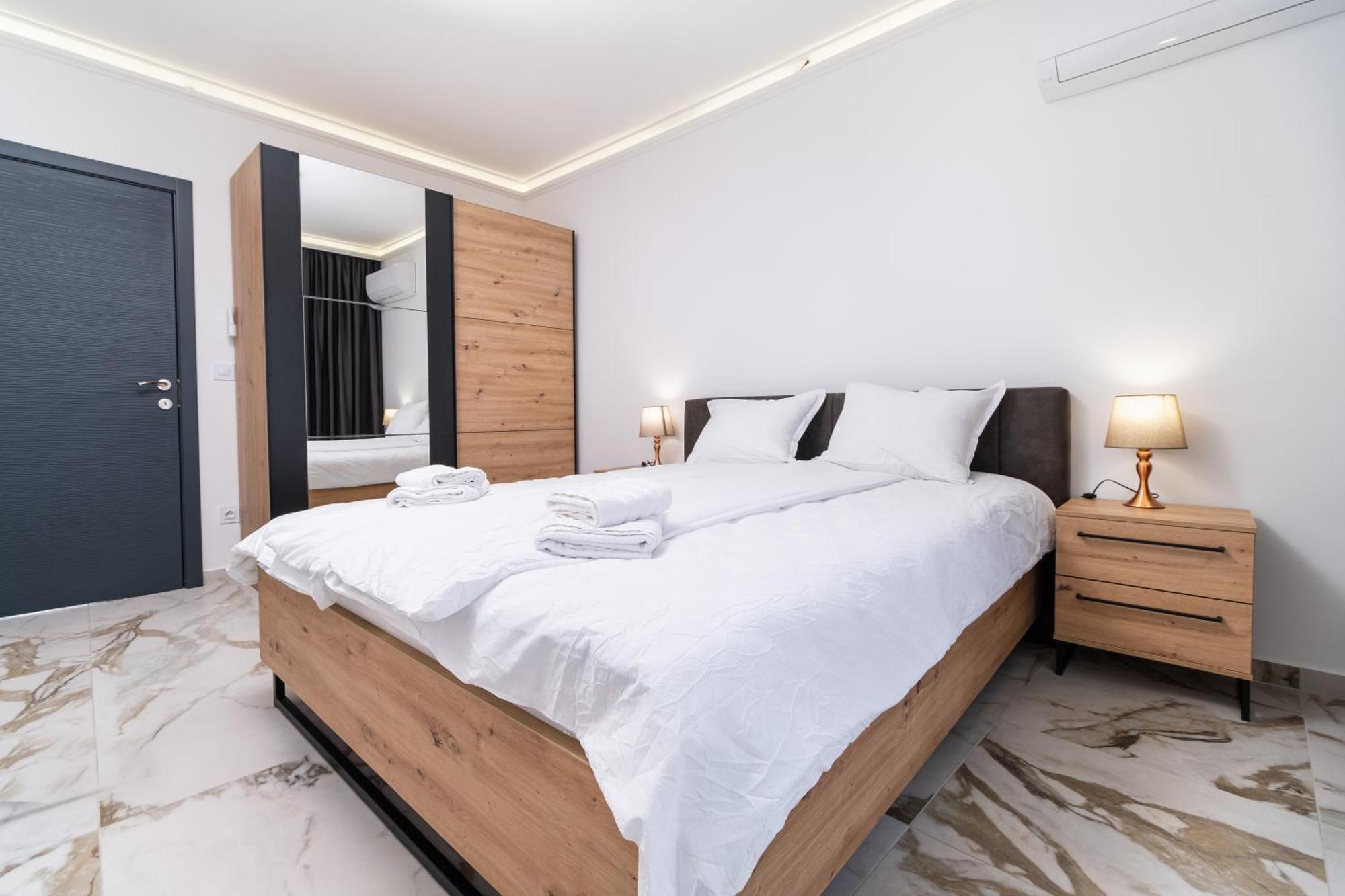 Modern 1-Bedroom Apartments Plovdiv Buitenkant foto