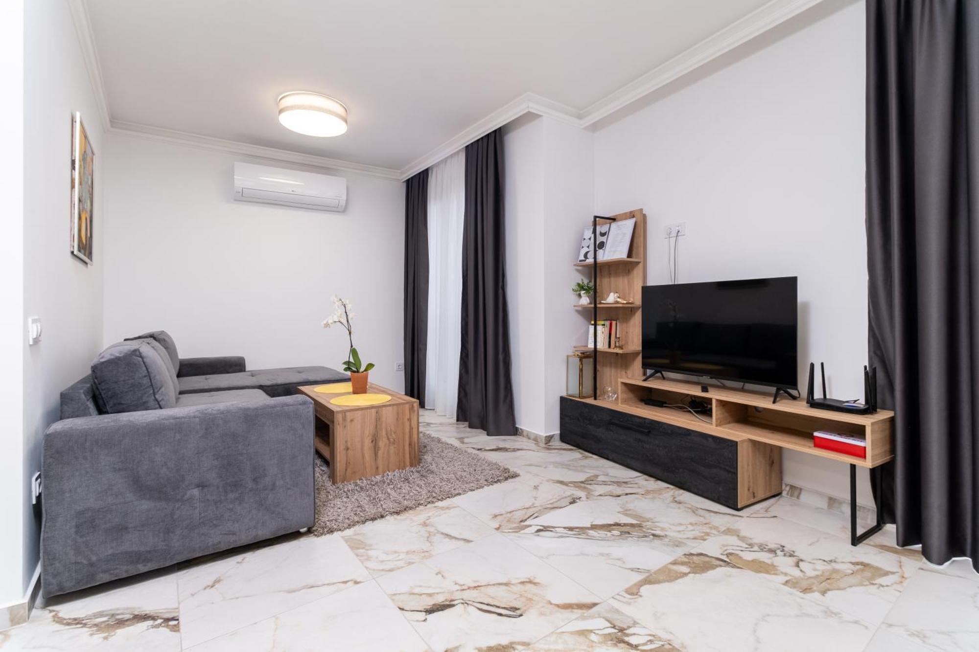 Modern 1-Bedroom Apartments Plovdiv Buitenkant foto