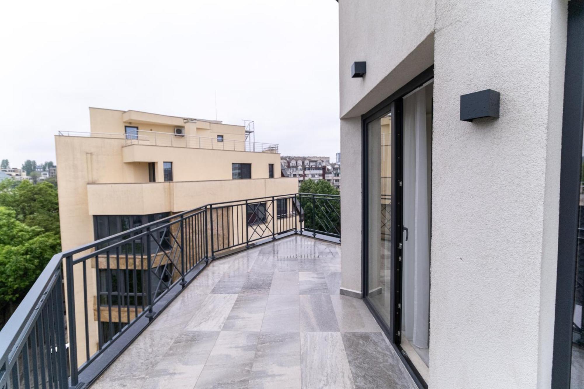 Modern 1-Bedroom Apartments Plovdiv Buitenkant foto
