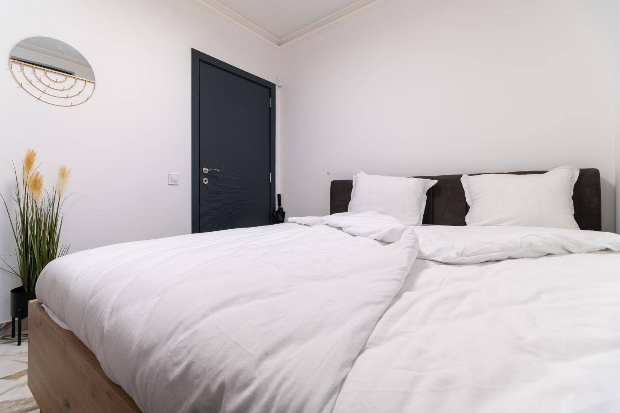 Modern 1-Bedroom Apartments Plovdiv Buitenkant foto